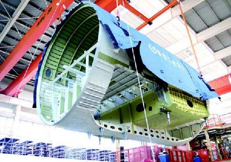 C919装配现场。 C919装配现场。