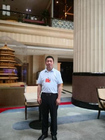 全国人大代表、航空工业陕飞部件厂飞机铆接装配钳工 全国人大代表、航空工业陕飞部件厂飞机铆接装配钳工